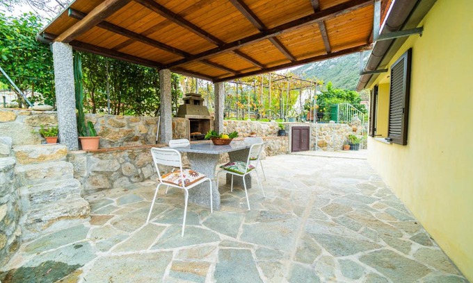 Pomonte Apartment | Casa Pepe - Goelba