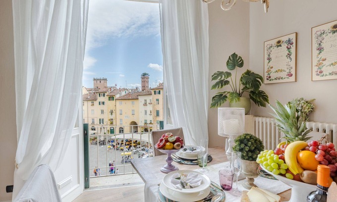 Lucca Historical Center Apartment | Casa Pitt