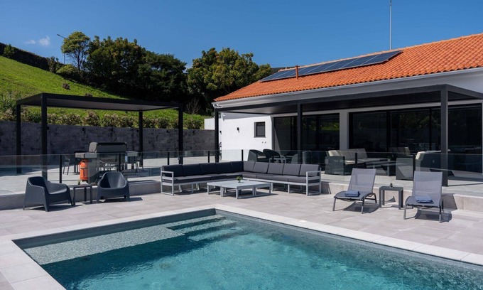 Ponta Delgada Villa | Casa Pura Vida - Heated Pool and Seaview