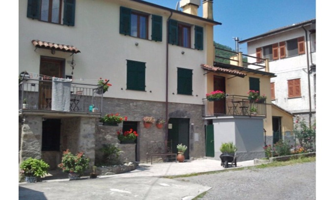 Pian dei Manzi House | Casa Rosa "Casa Stefano"