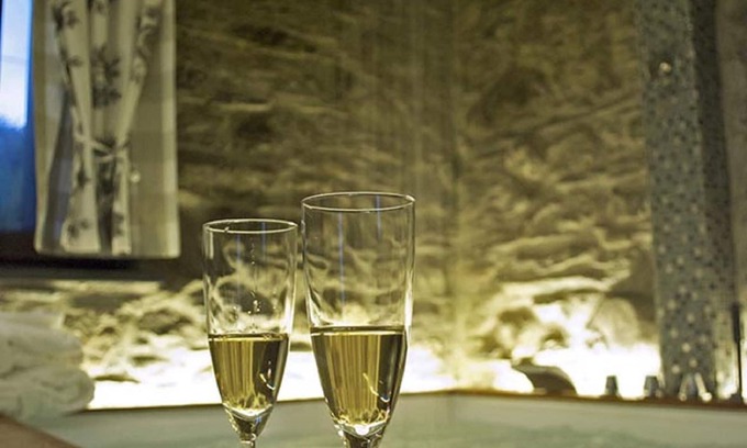 Pian dei Manzi Apartment | Casa Rosa Casa "SPA"