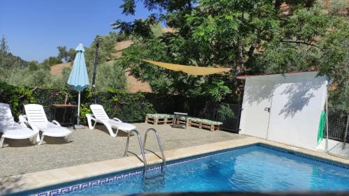 Iznatoraf House | Casa Rural Los Angostones