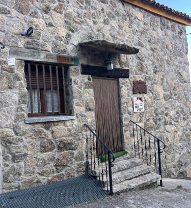 Navalosa House | Casa rural Domínguez