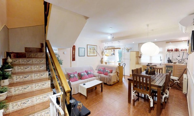 Cabanas de Ebro House | Casa Rural El Herrador