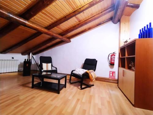 Sigues House | Casa Rural La Maestra