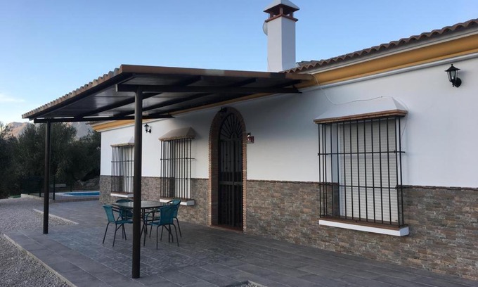 Riogordo Villa | Casa rural La Molina