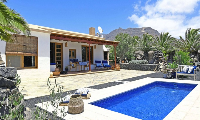 Pajara House | Casa Simbad in Pájara