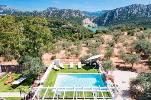 Dorgali House | Casa sul Lago cedrino private pool