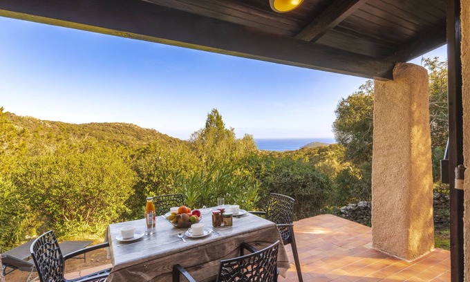 Santa Giulia House | Casa Tonnara by Interhome