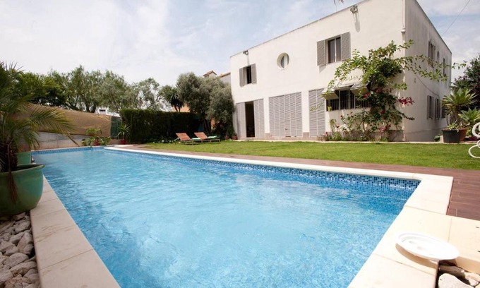 Dos Hermanas House | Casa Vacacional Dhalia