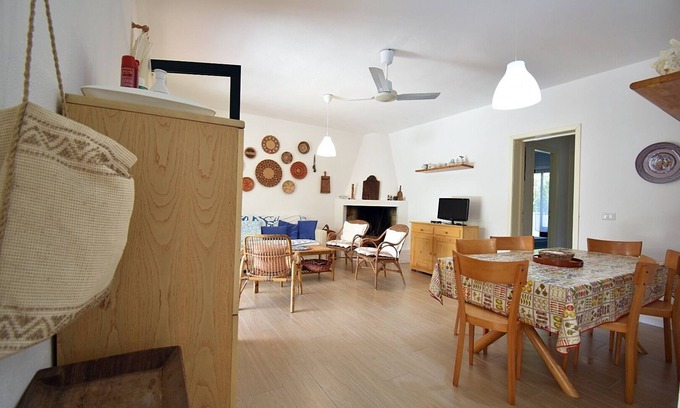 Chia House | Casa Vacanze il Bouganville - CASA VACANZE IL BOUGANVILLE