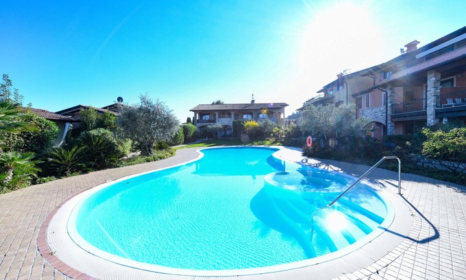 Polpenazze del Garda Apartment | Casa Valtenesi with pool in Polpenazze