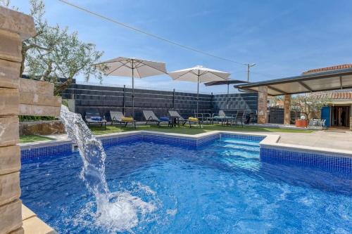 Vrznaveri Villa | Casa Vežnaveri