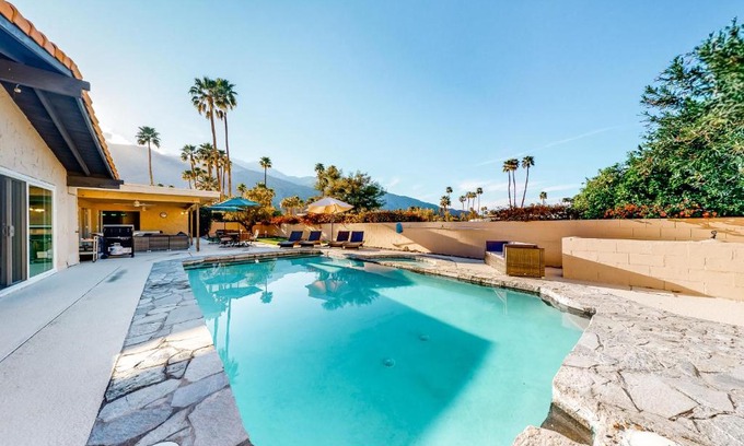Indian Canyon House | Casa Via Estrella Permit# 4611