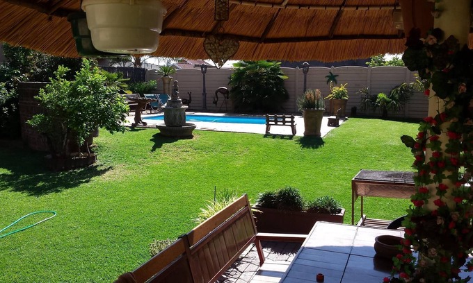 Carletonville House | Casa Villa Guest House Carletonville - Suite 1