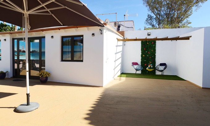 La Oliva Apartment | CasaKiko your ideal private apartment, located 2 km from the beach of El Cotillo