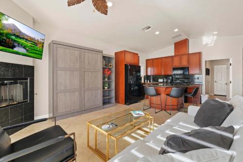 Coachella House | Casita 86177 - Sunny Stay for 4