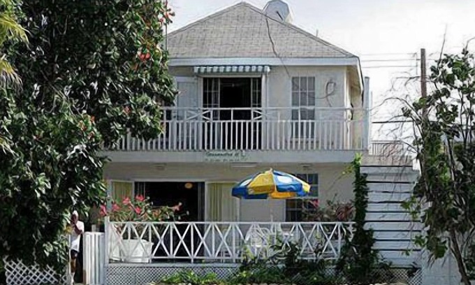Mullins Apartment | Cassandra 2 Beach Apartments