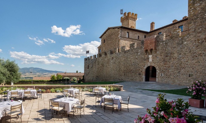 Poggio alle Mura Hotel | Castello Banfi - Il Borgo