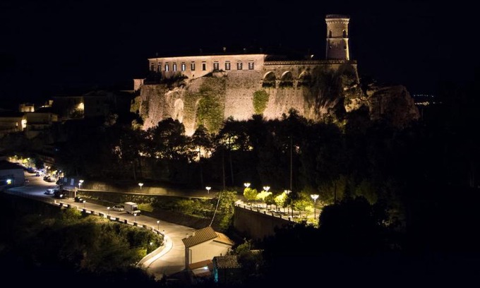 Caccuri Bed & Breakfast | Castello Di Caccuri Suites