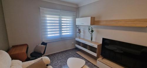 Castrillon Apartment | Castillo de Raíces - Para 5 pax y Wifi - VUT-5773-AS
