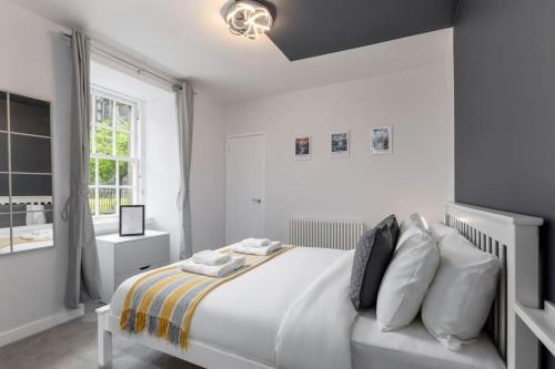 Dalavich Apartment | Castle Esplanade Apartment