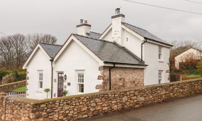 Meliden House | Castle House