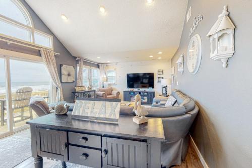Avon House | Castle in the Sand 453