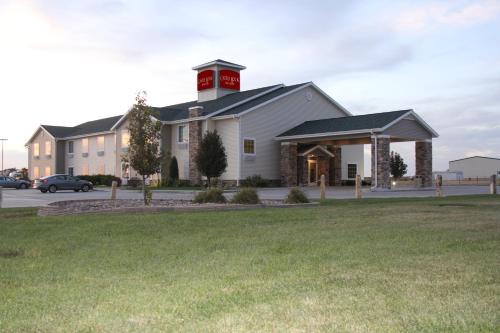 Quinter Hotel | Castle Rock Inn & Suites - Quinter
