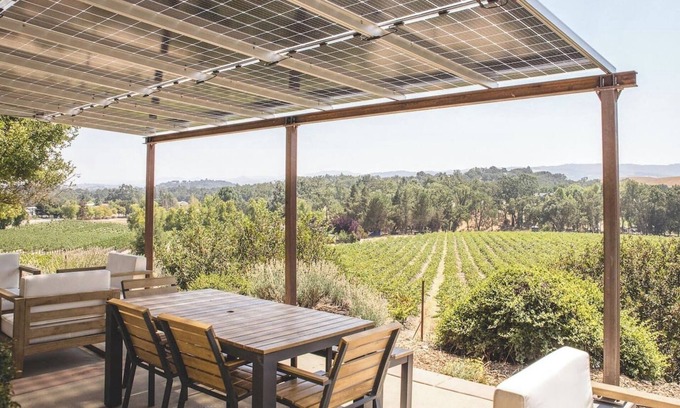 Templeton House | Castoro Cellars Hive Vista | Vineyard Stay + EV