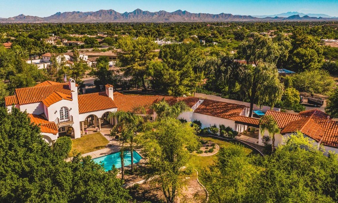 Hummingbird Vista Villa | Catalina by AvantStay | 6BR Private Grand Estate | Gorgeous Backyard & Pool