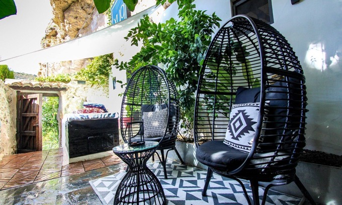 Jorquera Apartment | Cave Suite THA (Lomas de Ruvira cave hotel)