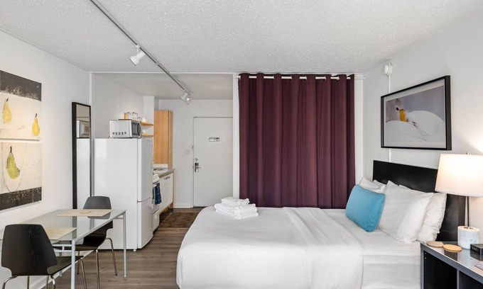 Loring Heights Apartment | (CCA) Affordable Hotel-Alternative Perfect for Long Term Stay