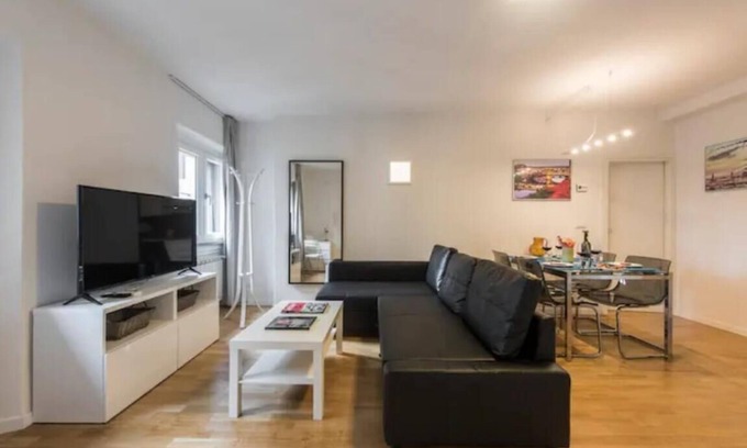 Duomo Apartment | CDT Duomo - Three Bedroom Apartment, Sleeps 6