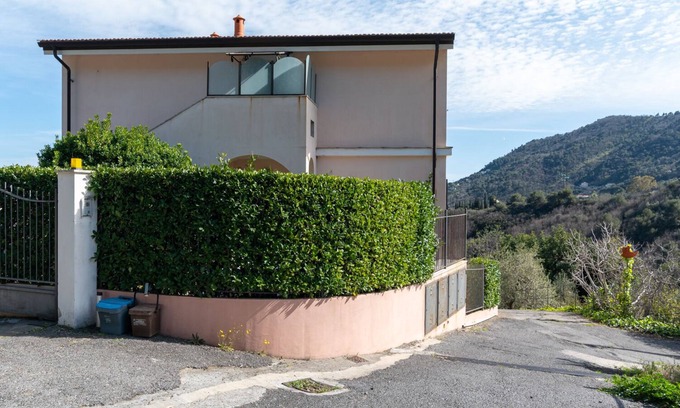 Moglio Apartment | Cecilia's Olive Tree