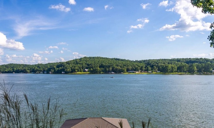 Leesburg House | Cedar Bluff Alabama Lake House