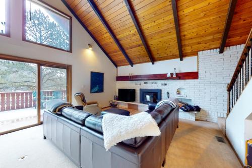 Lyons House | Cedar Cabin