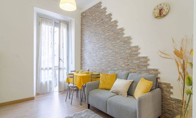 San Paolo Apartment | Cenisia neighborhood! Bright Sunflower Mini Flat x3