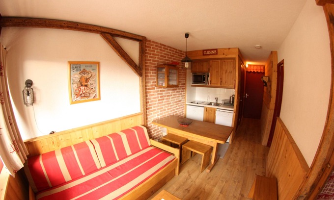 Val-Thorens Apartment | Central apartment for 4, at the foot of the slopes, L'Arcelle opposite Espace Caron