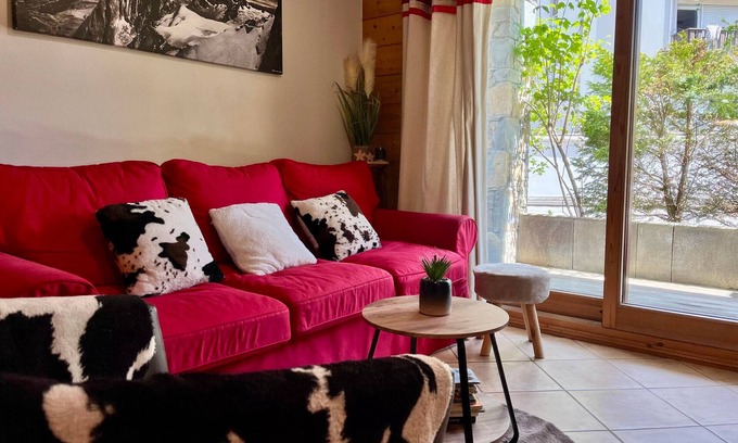 Samoens Apartment | Central Apartment with Terrace, Parking, and Ski-bus Nearby