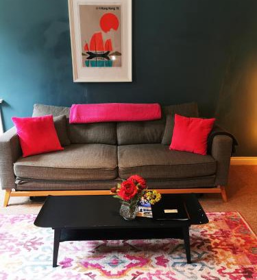 Upper Town Apartment | Central Bath Apartment Private Parking Courtyard Garden
