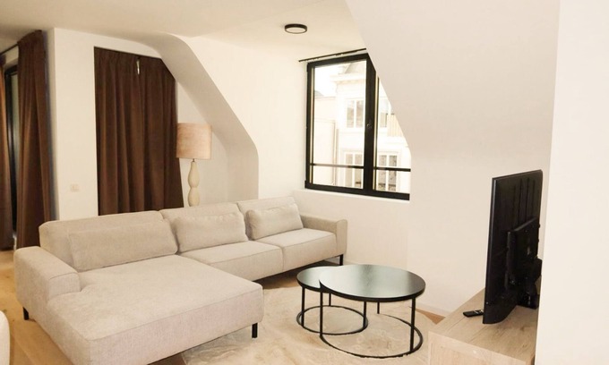 University District Apartment | Central Chic Antwerp 202