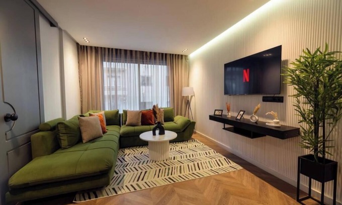 Casablanca Apartment | Central & Chic Coeur De Casablanca Location
