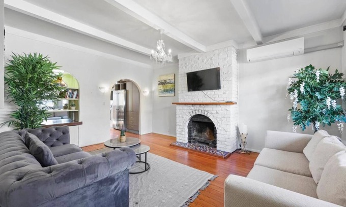 Epsom House | Central Epsom Retreat