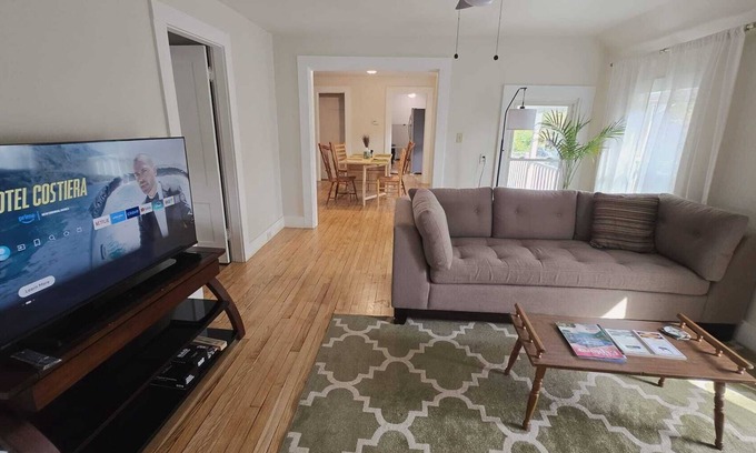 Keene Apartment | Central Large 3-bedroom apartment in Keene