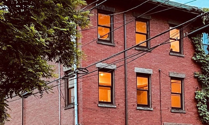 The Port House | Central Square 3BR w/parking Luxury House