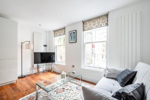 Spitalfields Apartment | Central Stays at Liverpool Street