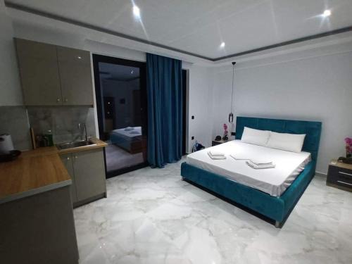 Alikanas Apartment | Central studios apartments