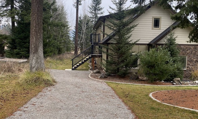 Post Falls Apartment | Central to the Hub Sports Center, biking, hiking, walking, running and lakes!