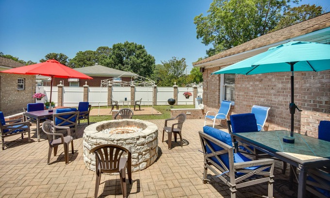 Newport News House | Centrally Located Hampton Home: 6 Mi to Downtown!